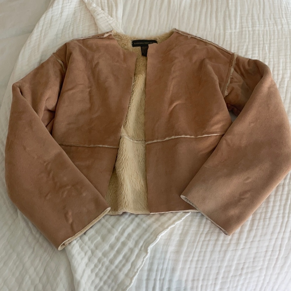 Faux shearling cropped jacket